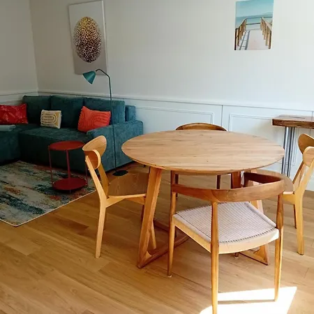 Du Temple - Coup De Coeur Pour Ce Beau Logement, Idealement Situe ! Mae-3114 *