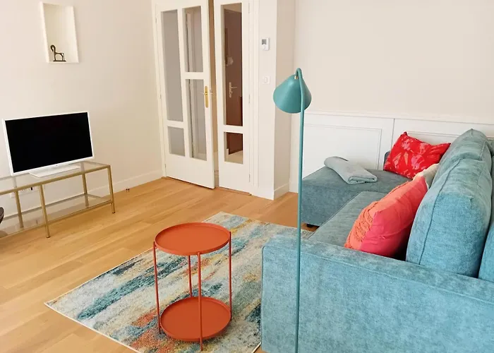 Du Temple - Coup De Coeur Pour Ce Beau Logement, Idealement Situe ! Mae-3114 *